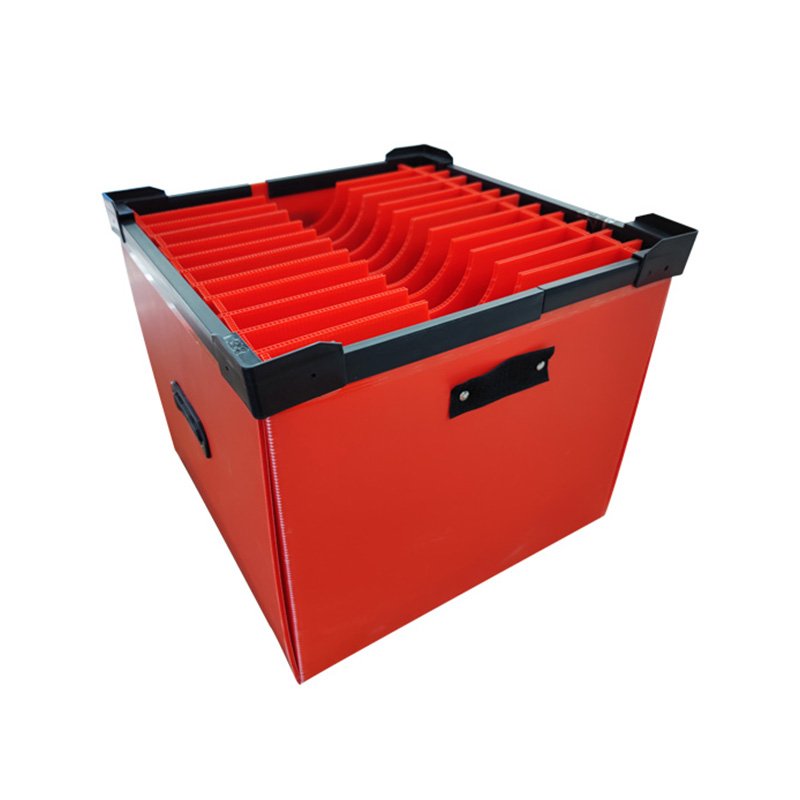 Corrugated plastic storage boxes with PP dividers