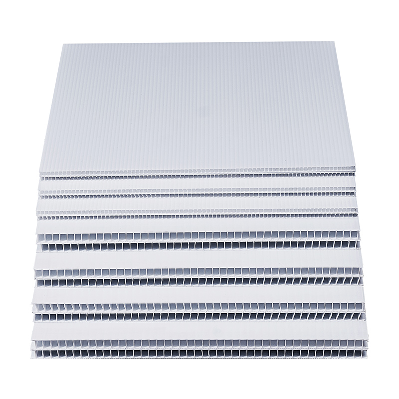 white plastic corrugated sheet